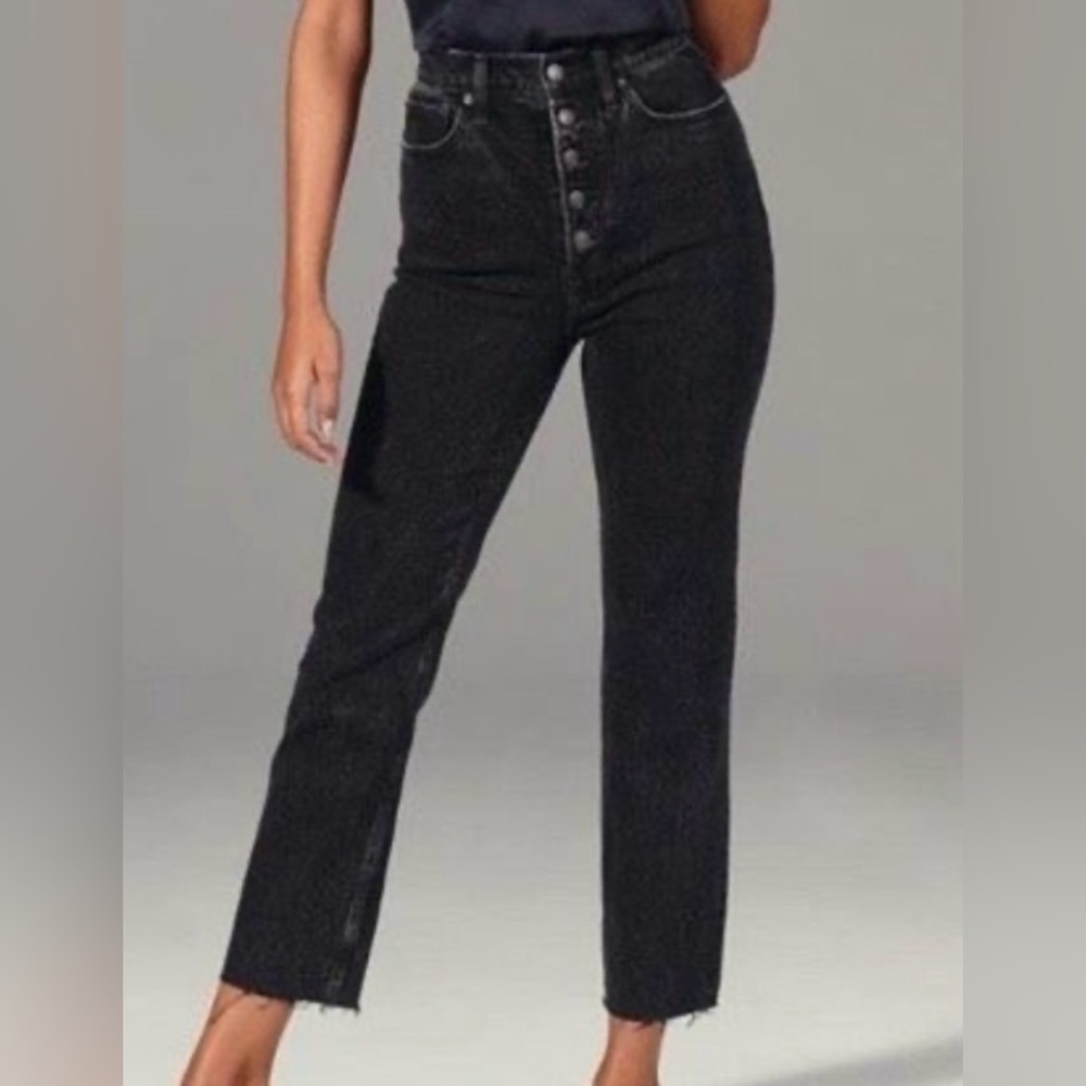 Abercrombie & Fitch Ultra High Rise Straight Leg Jeans, Size 24/ 00R